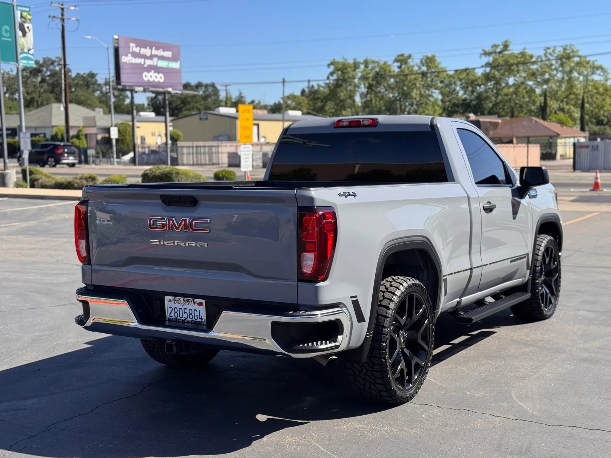 Used 2025 GMC Sierra 1500 Pro w/ Pro Value Package AWD/4WD image 6