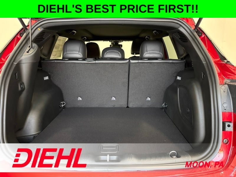 New 2026 Jeep Compass Limited w/ Sun, Sound & Navigation Group AWD/4WD image 9