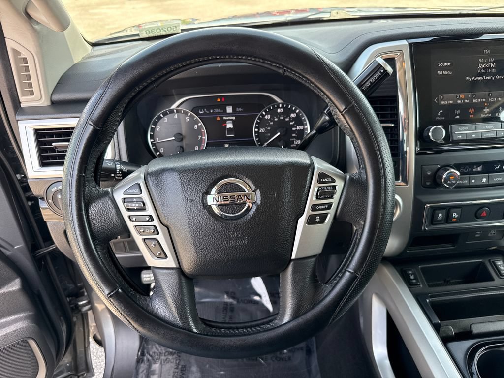 Used 2021 Nissan Titan SV w/ SV Convenience Package RWD image 15