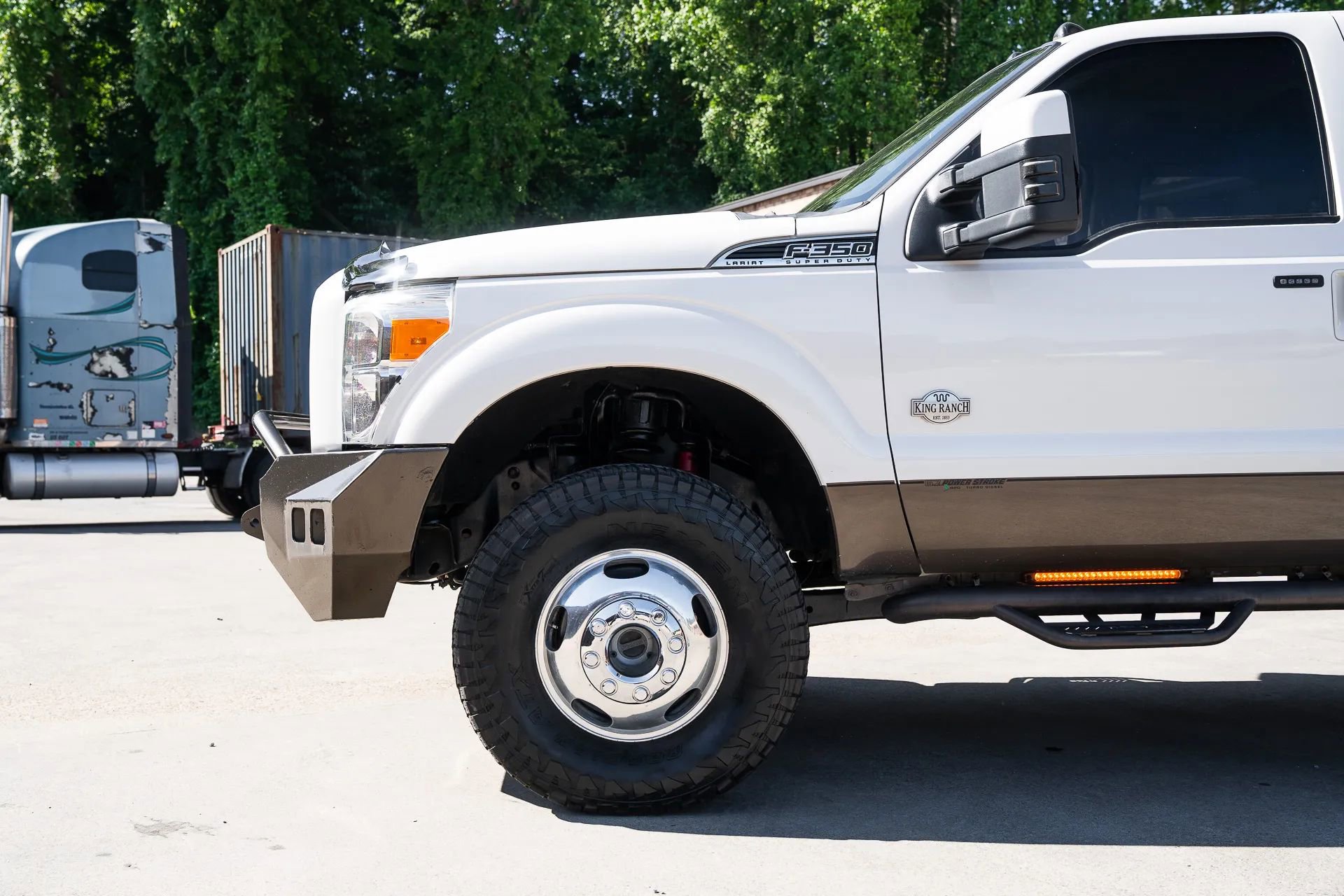 Used 2016 Ford F350 King Ranch w/ FX4 Off-Road Package AWD/4WD image 3