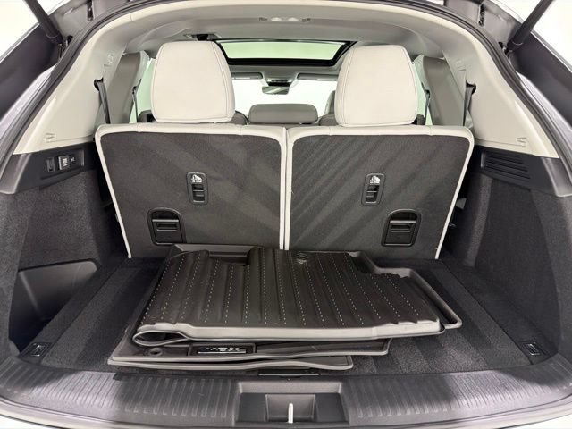 Certified 2026 Acura MDX w/ Technology Package AWD/4WD image 29