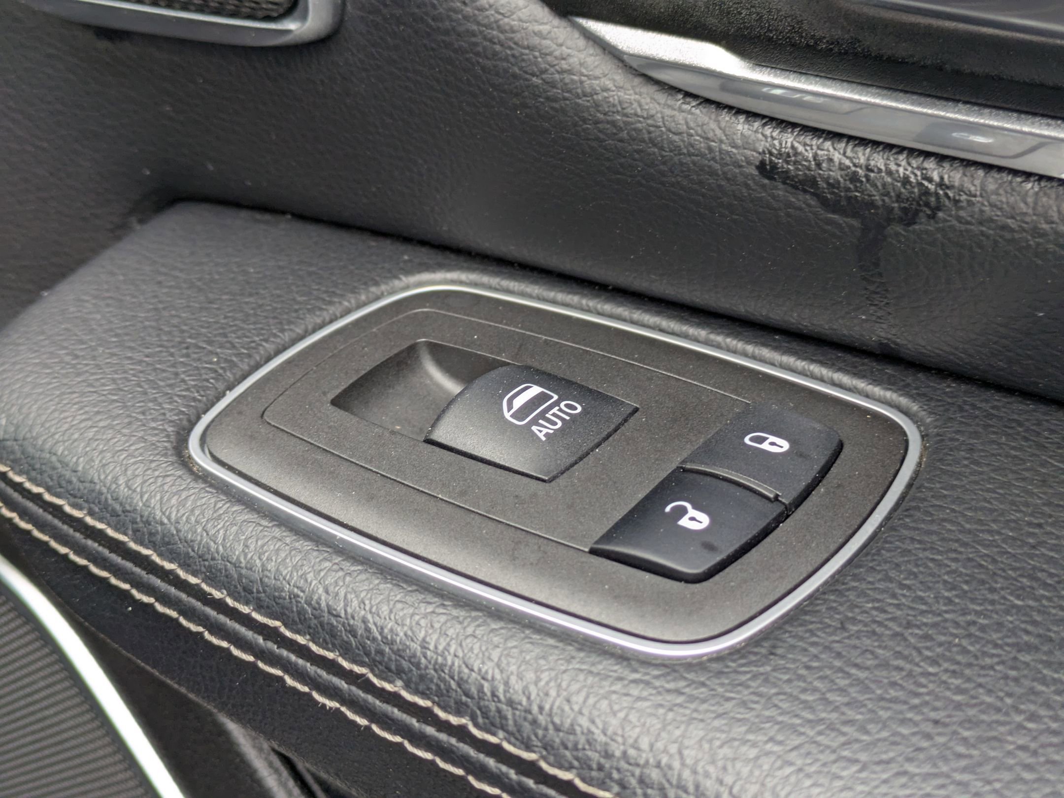 Used 2022 RAM 1500 Laramie AWD/4WD image 38