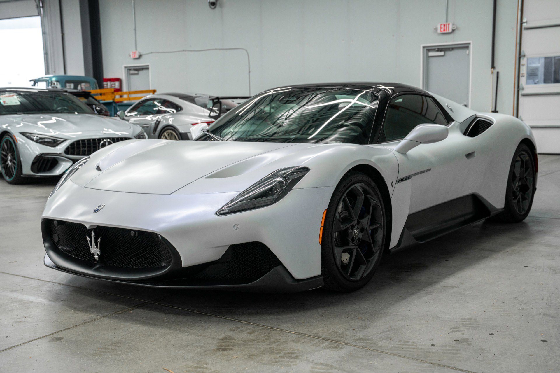 Used 2023 Maserati MC20 Spyder RWD image 38