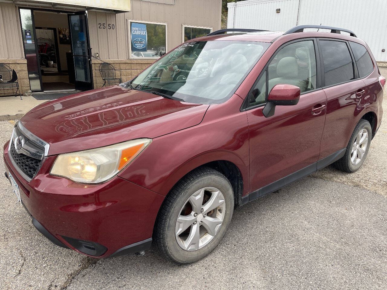 Used 2014 Subaru Forester 2.5i Premium w/ All-Weather Package AWD/4WD image 2