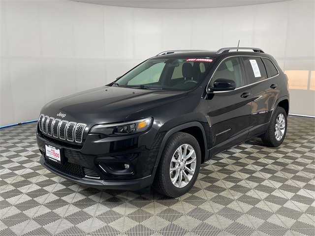 Used 2019 Jeep Cherokee Latitude w/ Popular Appearance Group