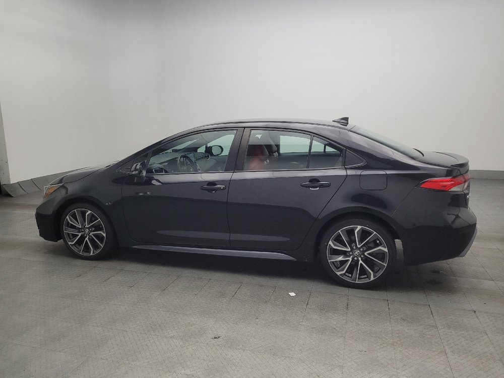 Used 2021 Toyota Corolla SE FWD image 3