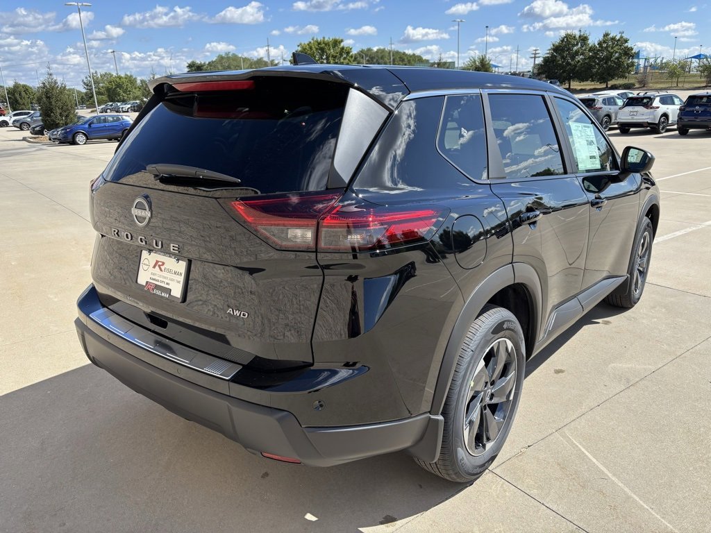 New 2026 Nissan Rogue SV w/ Cold Weather Package image 4