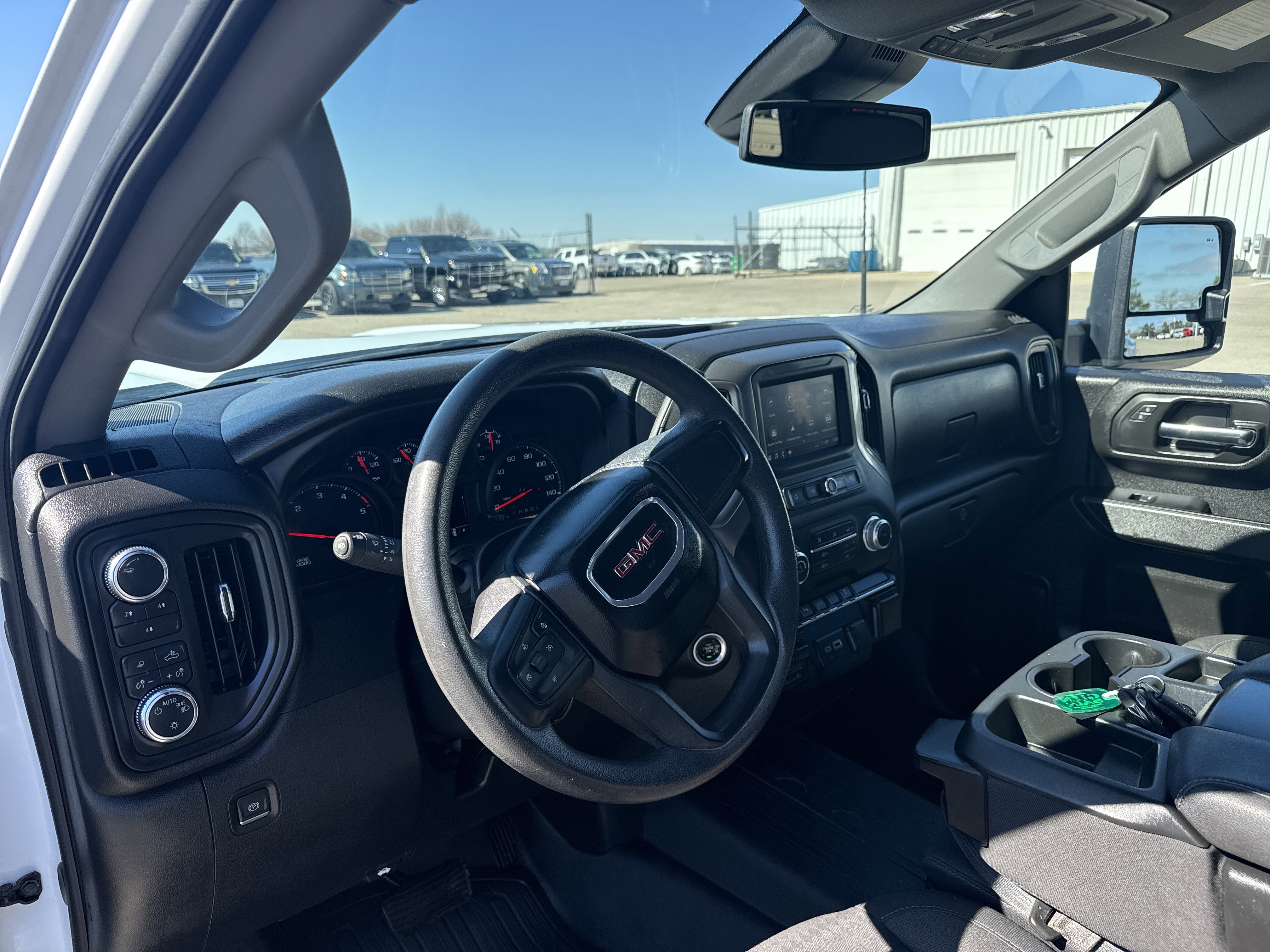 Used 2024 GMC Sierra 3500 Pro image 9