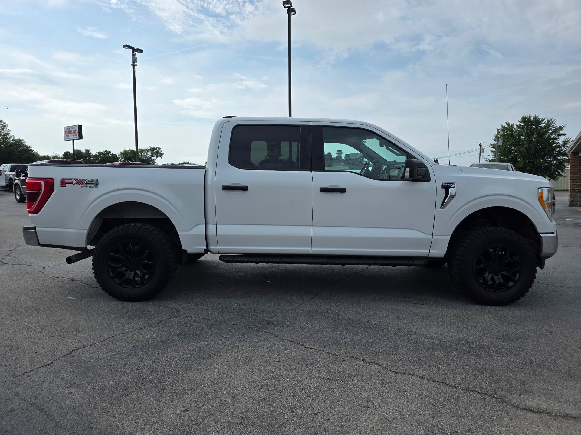 Used 2021 Ford F150 XLT w/ Equipment Group 301A Mid AWD/4WD image 8