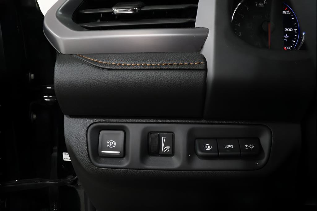 Used 2023 GMC Acadia AT4 w/ GMC Pro Grade Package image 19