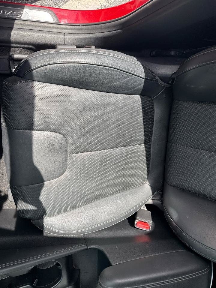 Used 2019 Hyundai Santa Fe Limited FWD image 11