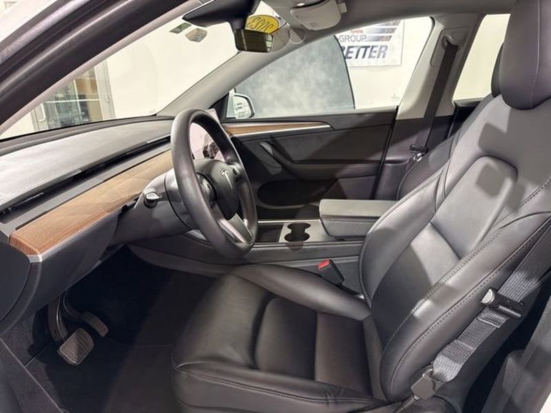 Used 2023 Tesla Model Y Long Range image 20