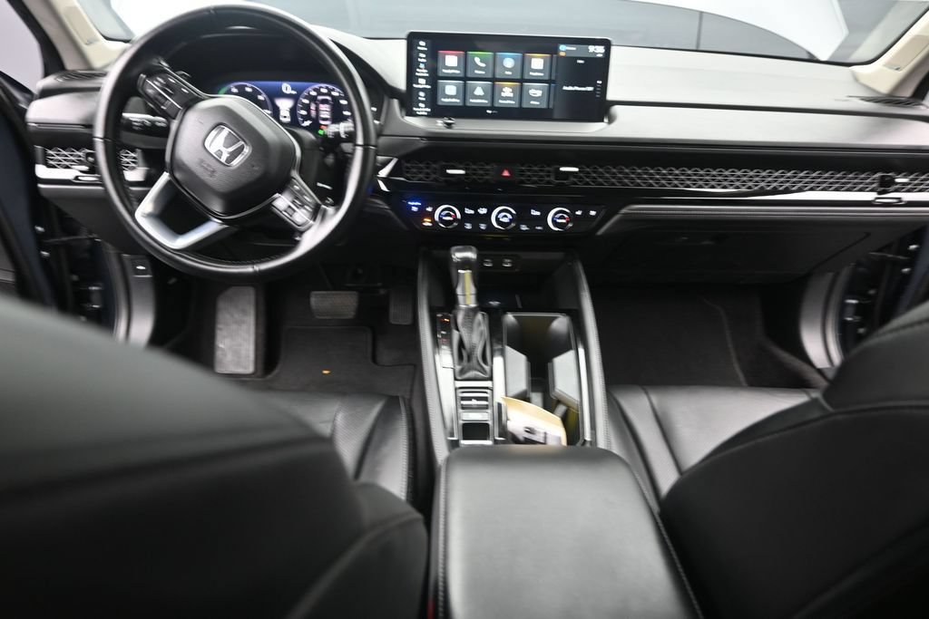 Certified 2023 Honda Accord Touring image 28
