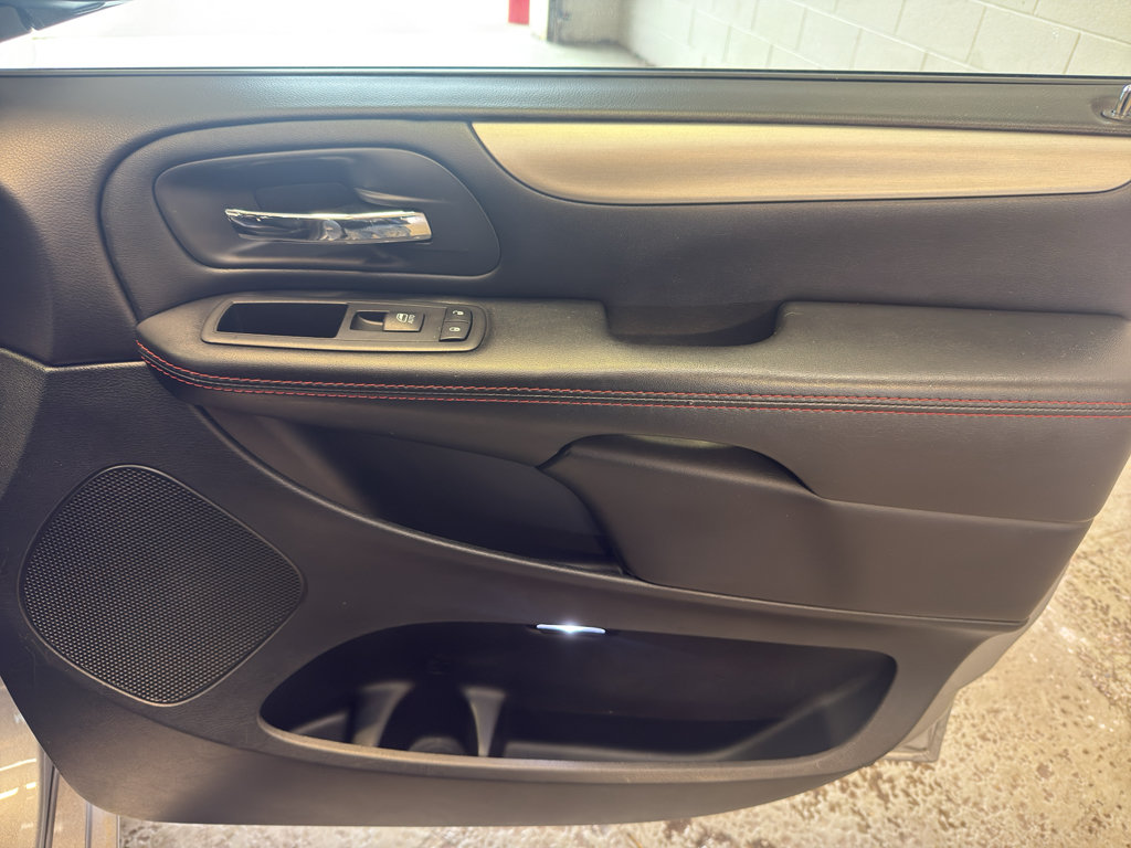 Used 2019 Dodge Grand Caravan GT FWD image 20