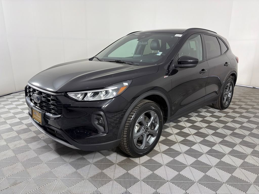 Certified 2025 Ford Escape ST-Line Select image 3