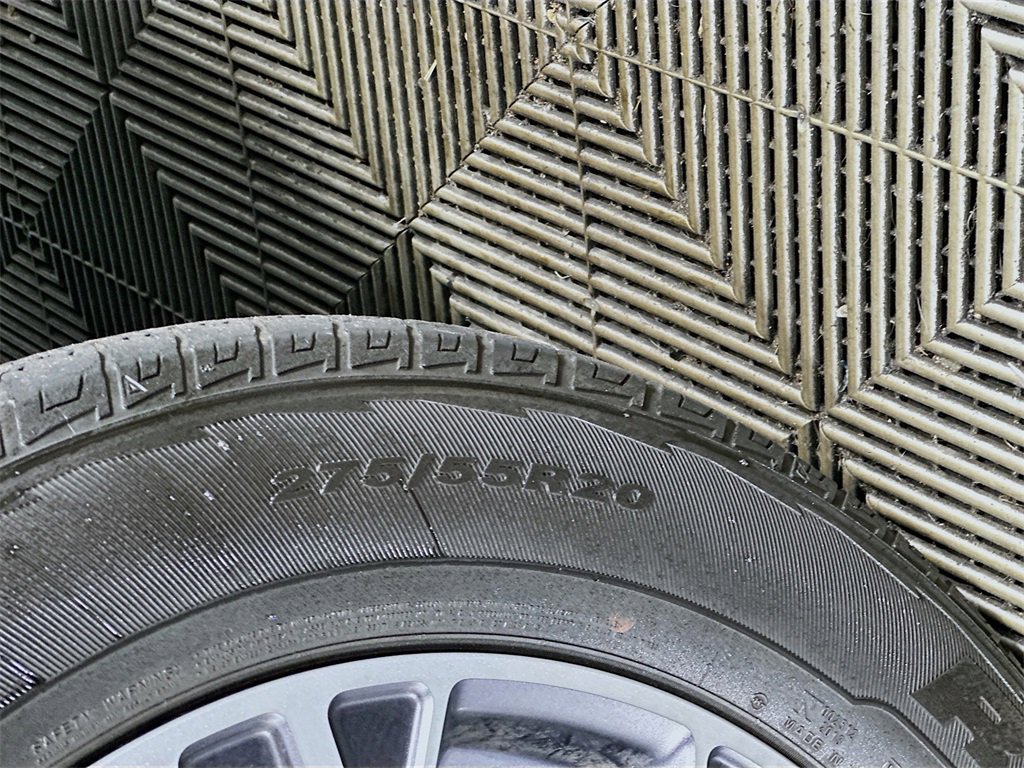 Used 2024 Jeep Wagoneer Series II w/ Flexible Seating Group image 33