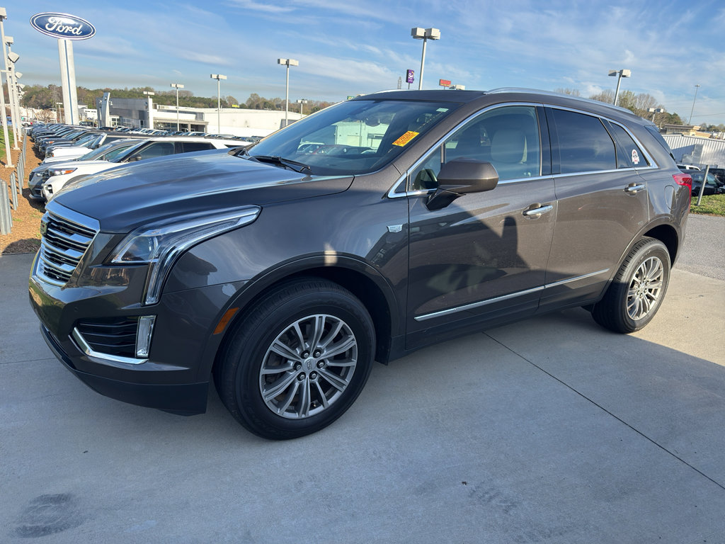 Used 2019 Cadillac XT5 Luxury image 2