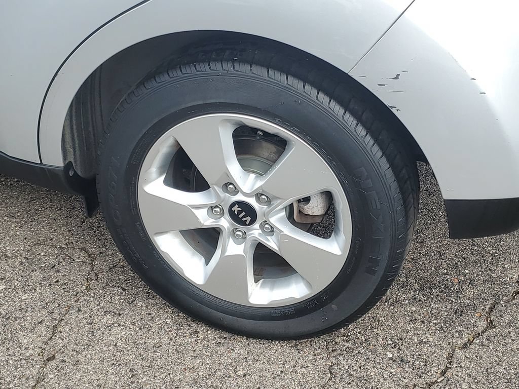 Used 2018 Kia Soul FWD image 24