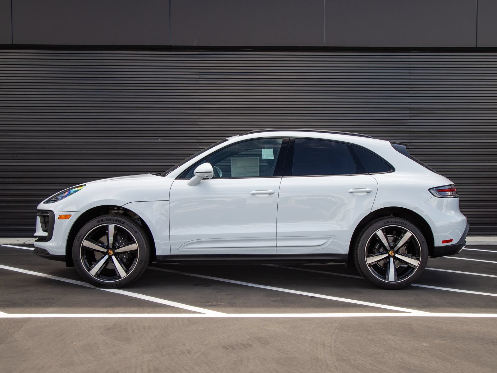 New 2026 Porsche Macan AWD/4WD image 2