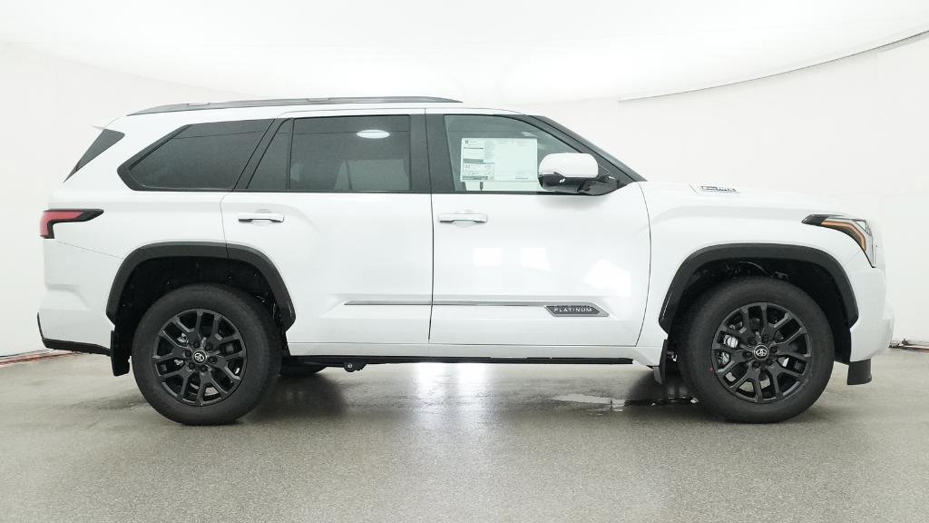 New 2026 Toyota Sequoia Platinum AWD/4WD image 31