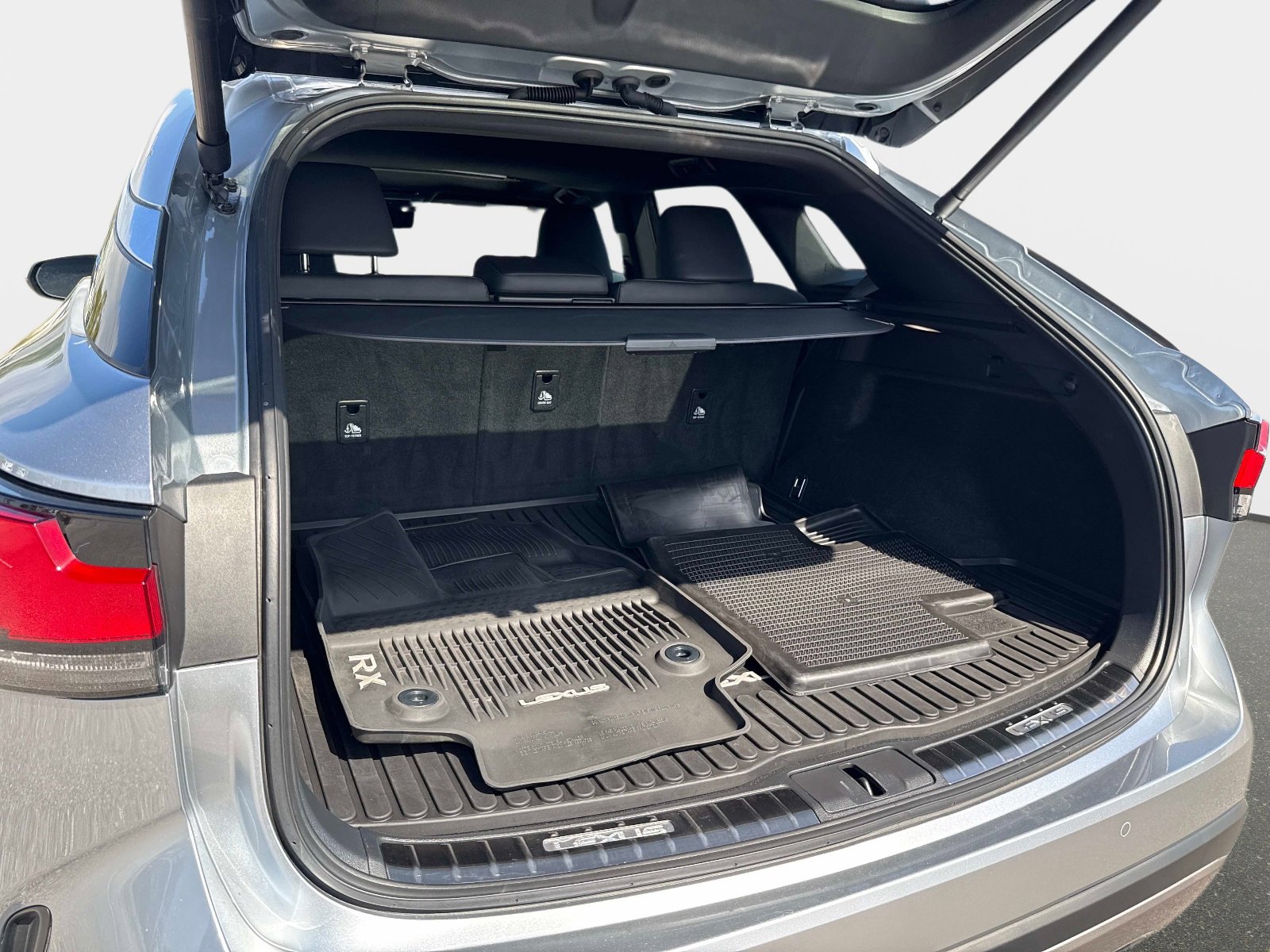 Used 2024 Lexus RX 350 Premium Plus w/ Convenience Package image 11