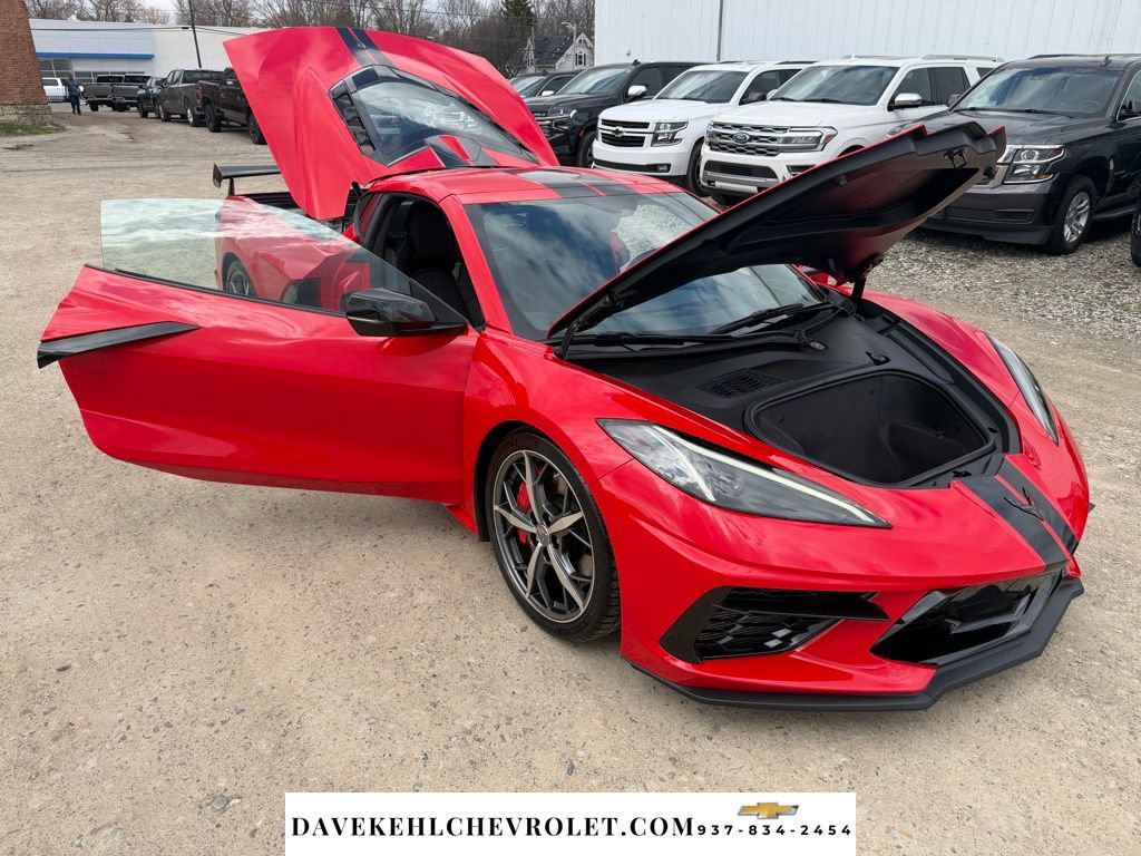 Certified 2020 Chevrolet Corvette Stingray Premium Cpe w/ 3LT Preferred Equipment Group image 28