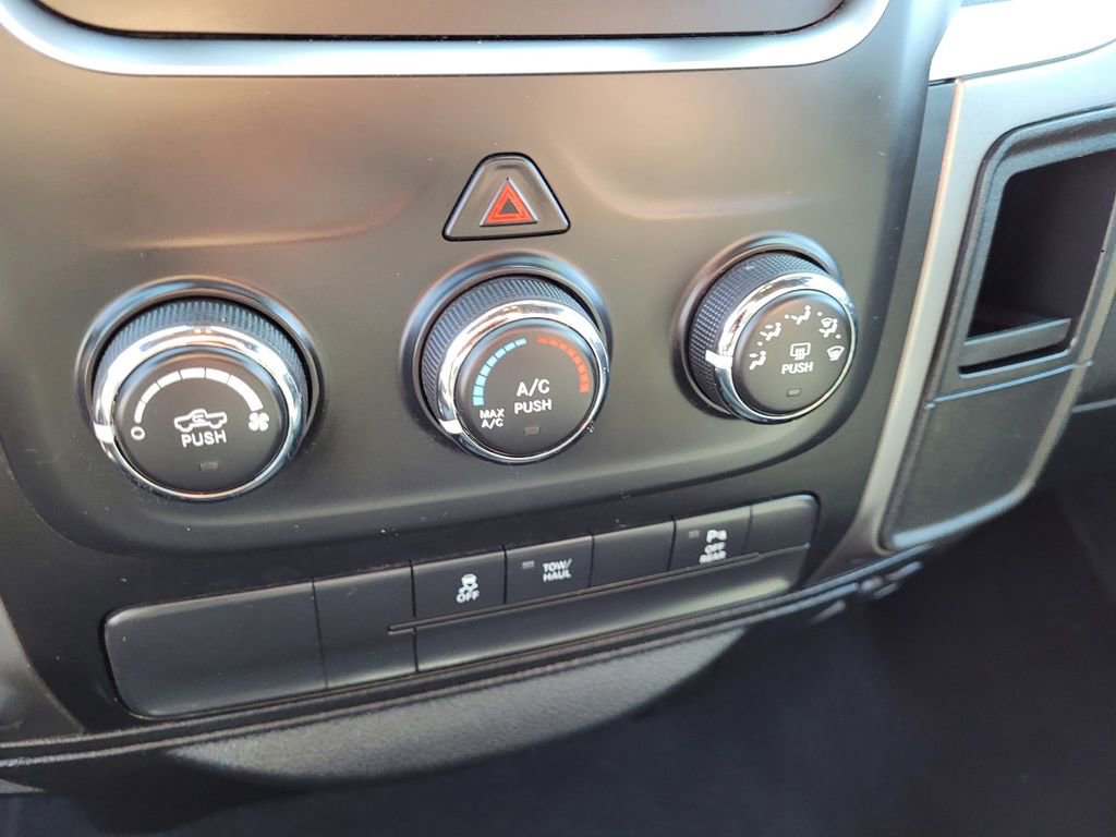 Used 2021 RAM 1500 Classic Warlock AWD/4WD image 16