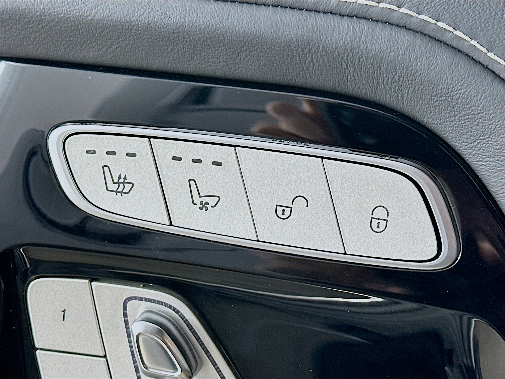 Certified 2020 Mercedes-Benz G 63 AMG G 63 AMG image 26