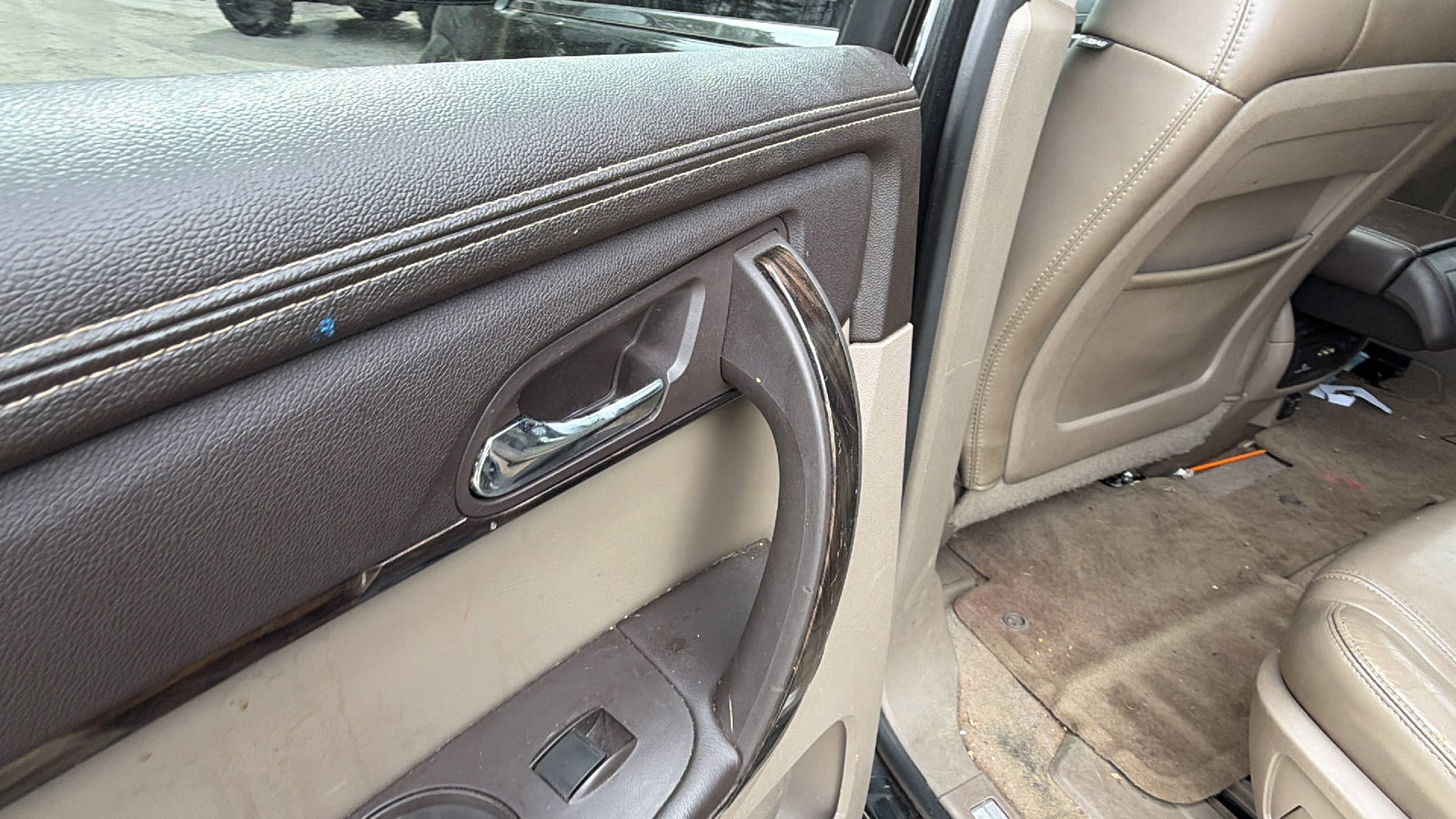 Used 2014 GMC Acadia Denali image 25