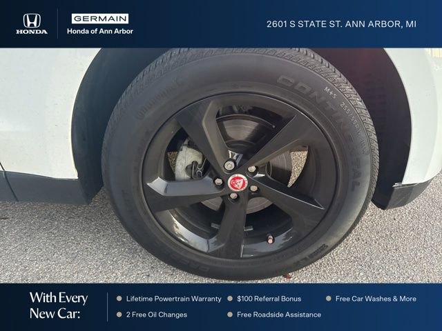 Used 2019 Jaguar F-PACE Premium image 14