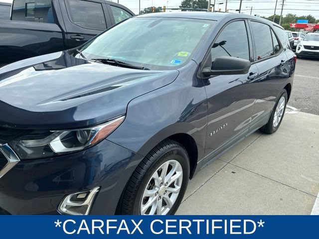 Used 2018 Chevrolet Equinox LS FWD image 2