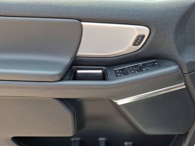 Used 2025 Ford Expedition Max Active RWD image 15