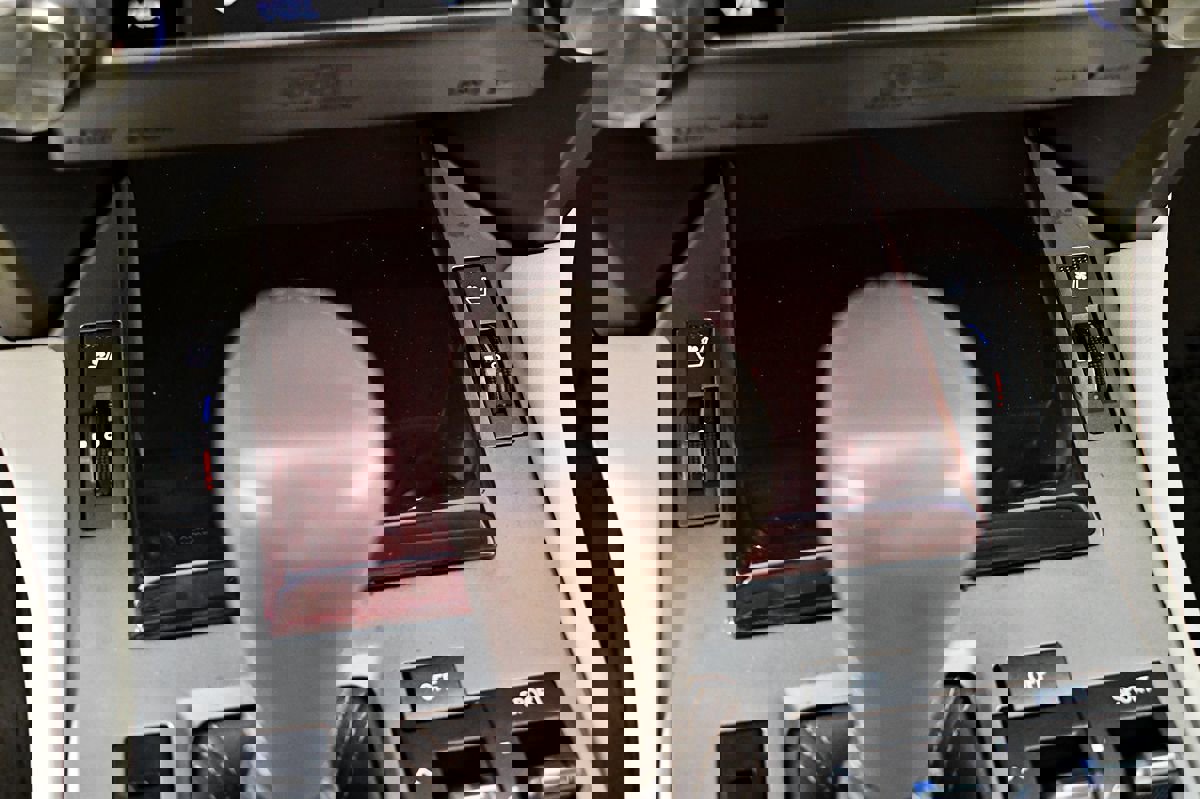 Used 2016 Lexus GX 460 Luxury image 29