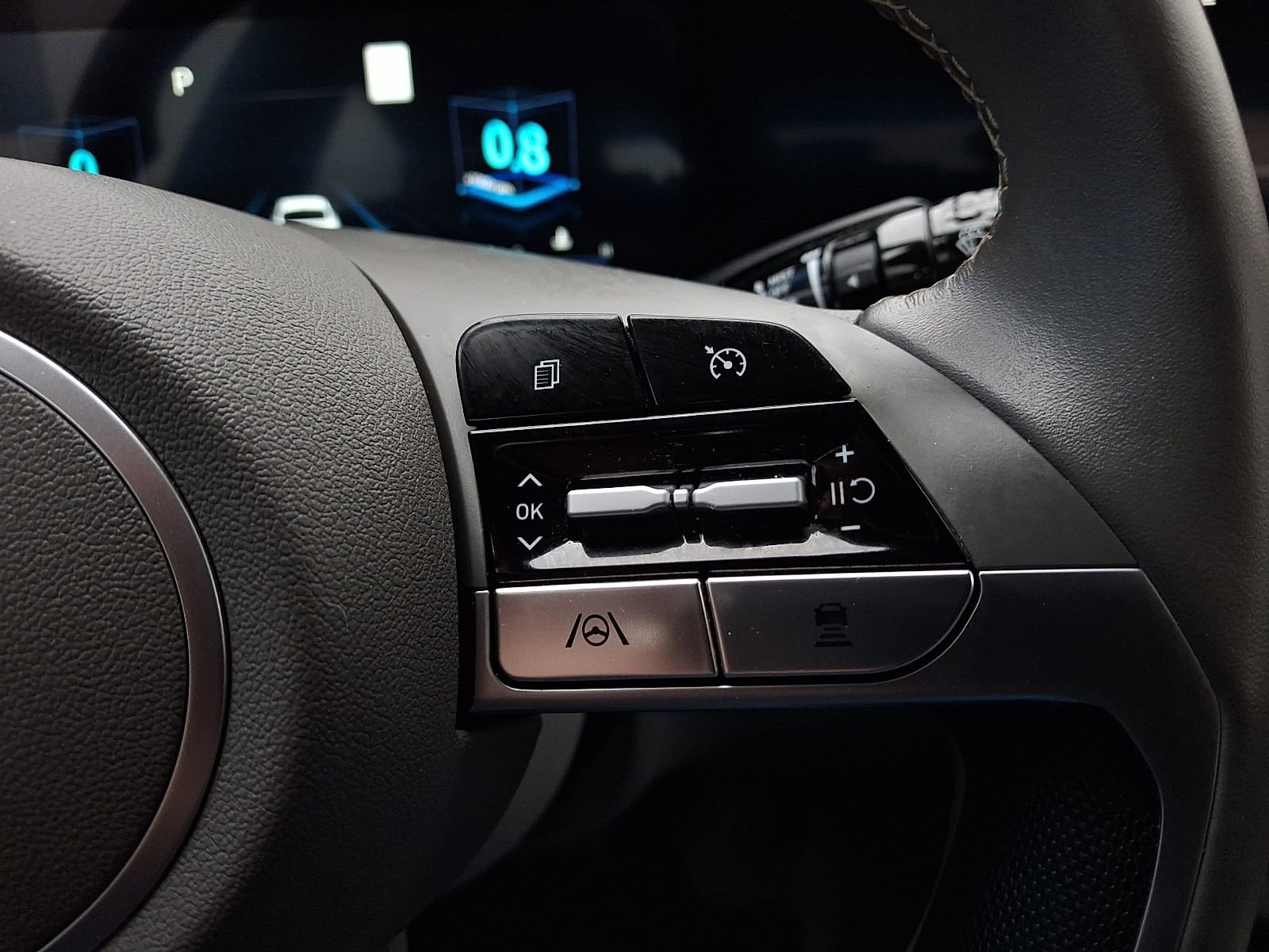 Used 2023 Hyundai Elantra SEL w/ Convenience Package image 24