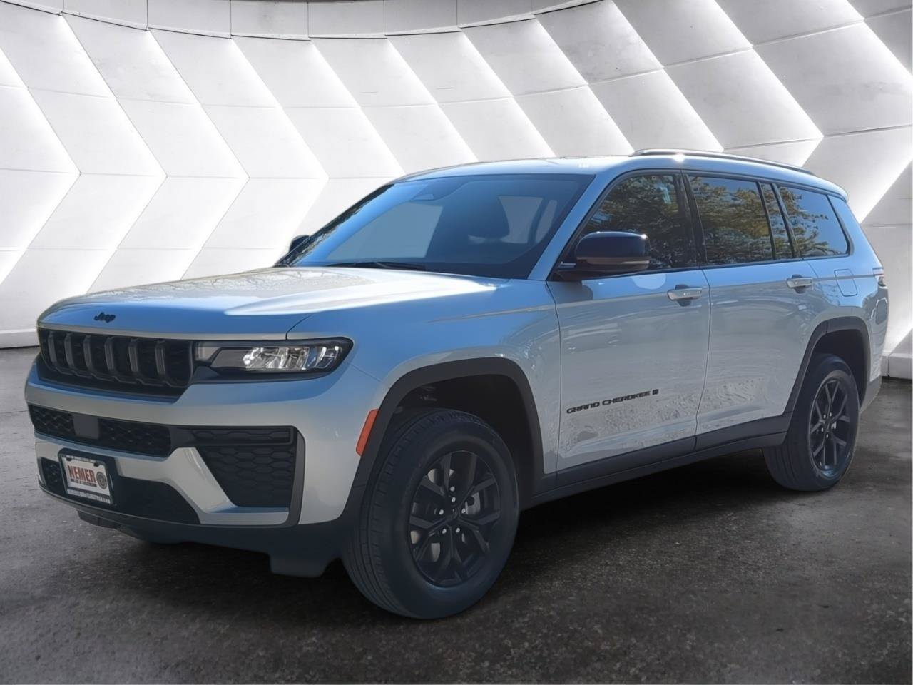 New 2026 Jeep Grand Cherokee L 4WD image 7