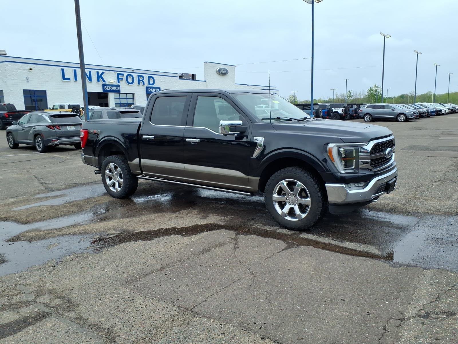 Used 2023 Ford F150 King Ranch w/ Equipment Group 601A High AWD/4WD image 8