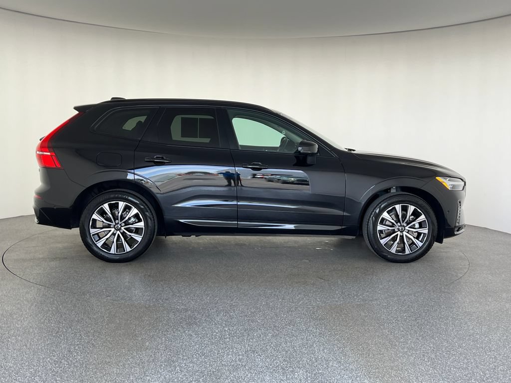 Used 2024 Volvo XC60 B5 Plus AWD/4WD video 2