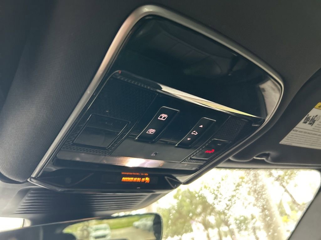 Used 2024 Land Rover Range Rover Sport Dynamic SE image 54