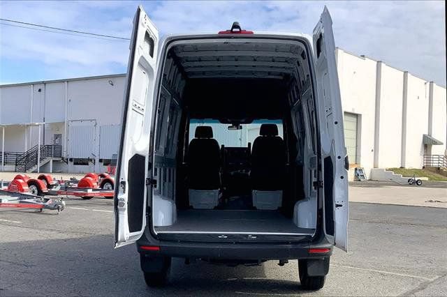 New 2025 Mercedes-Benz Sprinter 2500 image 4