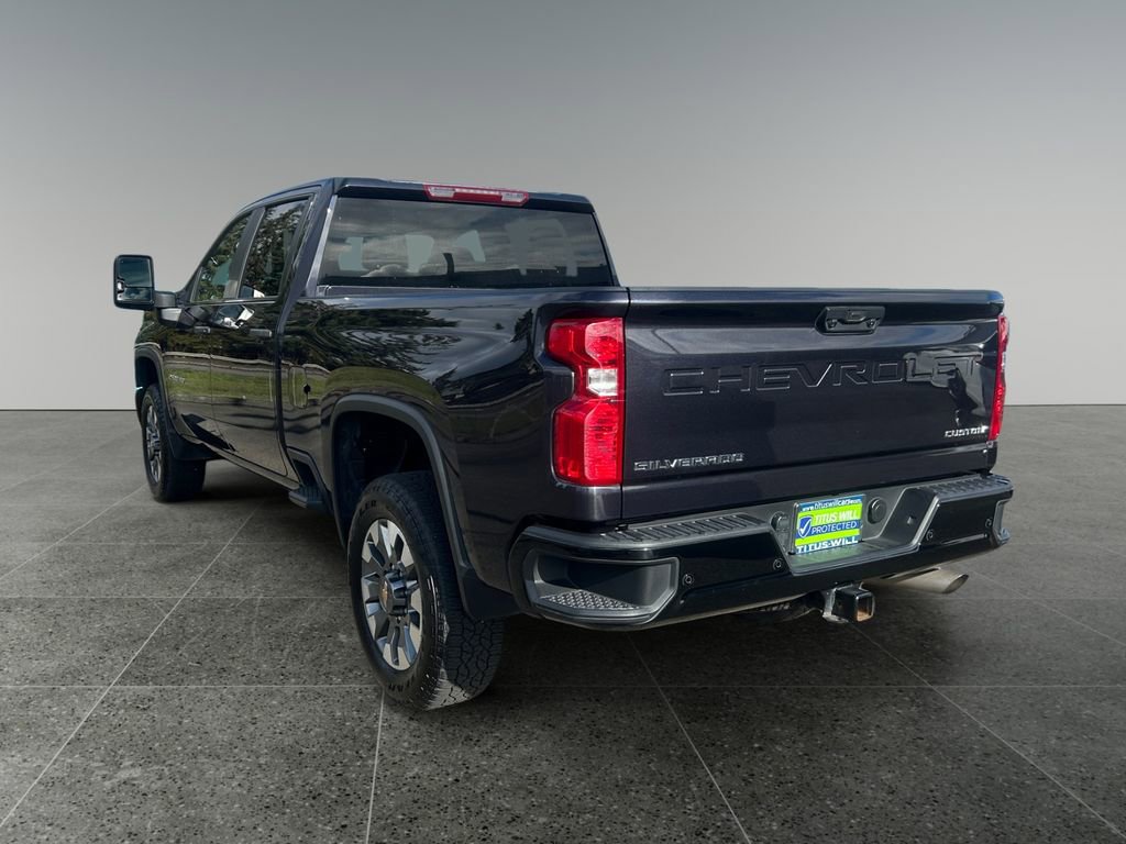 Used 2024 Chevrolet Silverado 2500 Custom w/ Custom Value Package image 5
