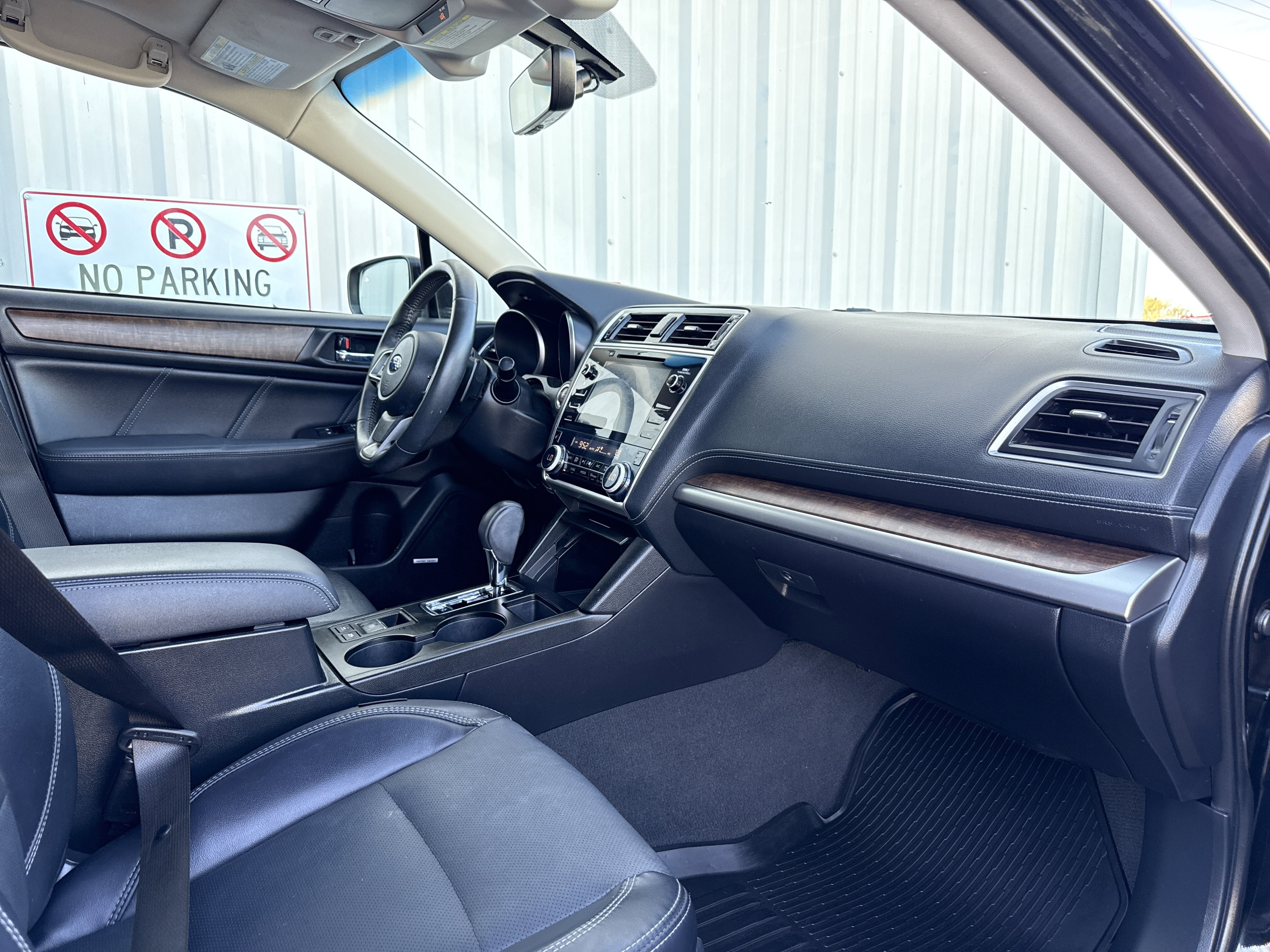 Used 2018 Subaru Outback 3.6R Limited image 43