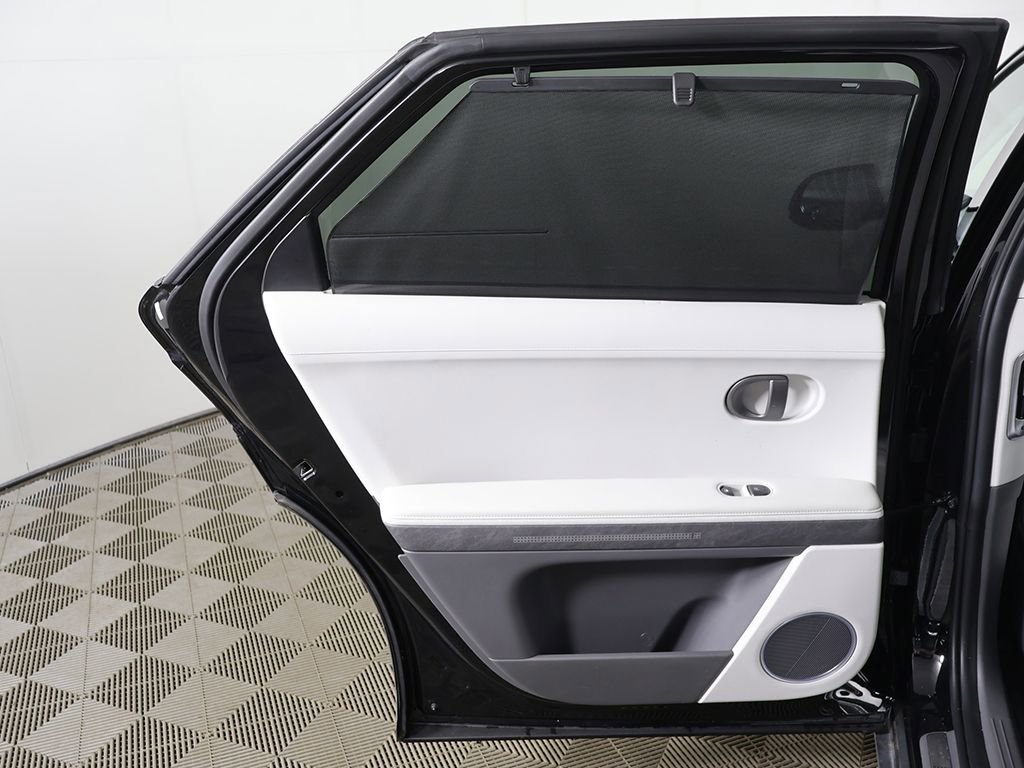 Used 2025 Hyundai Ioniq 5 Limited AWD/4WD image 29