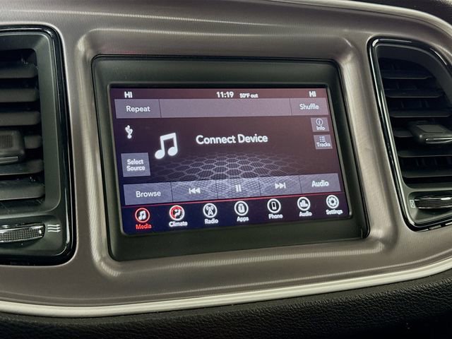 Used 2022 Dodge Challenger SXT image 14