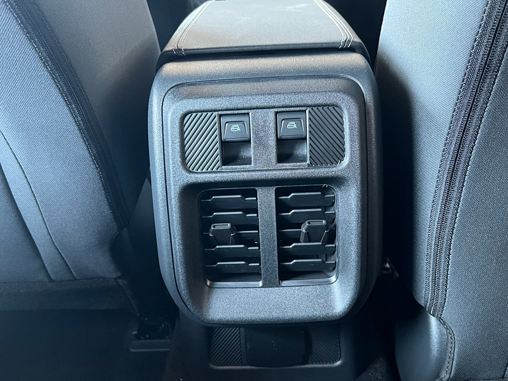 New 2025 Ford Bronco 4-Door image 32
