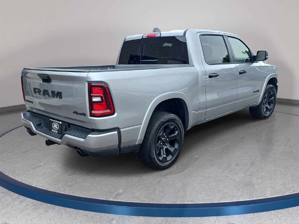 Used 2025 RAM 1500 Big Horn AWD/4WD image 6