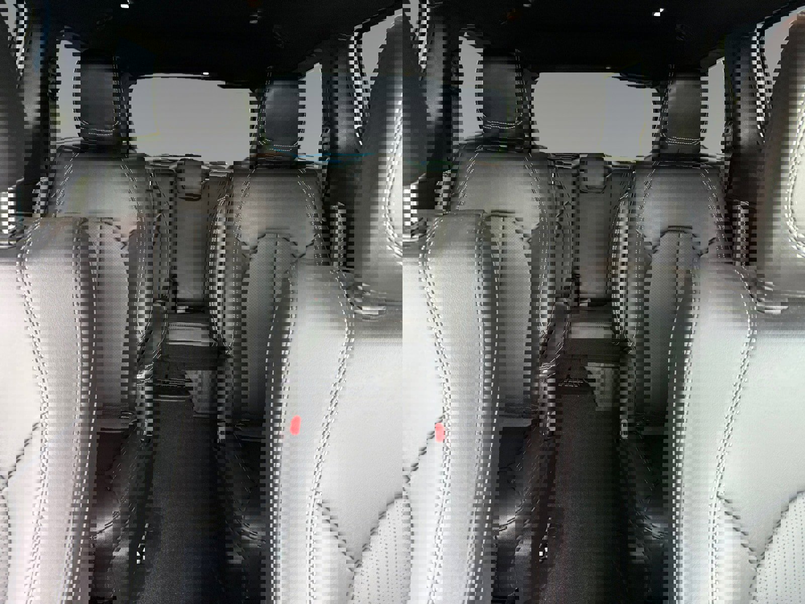 New 2025 Chrysler Pacifica Select FWD image 13