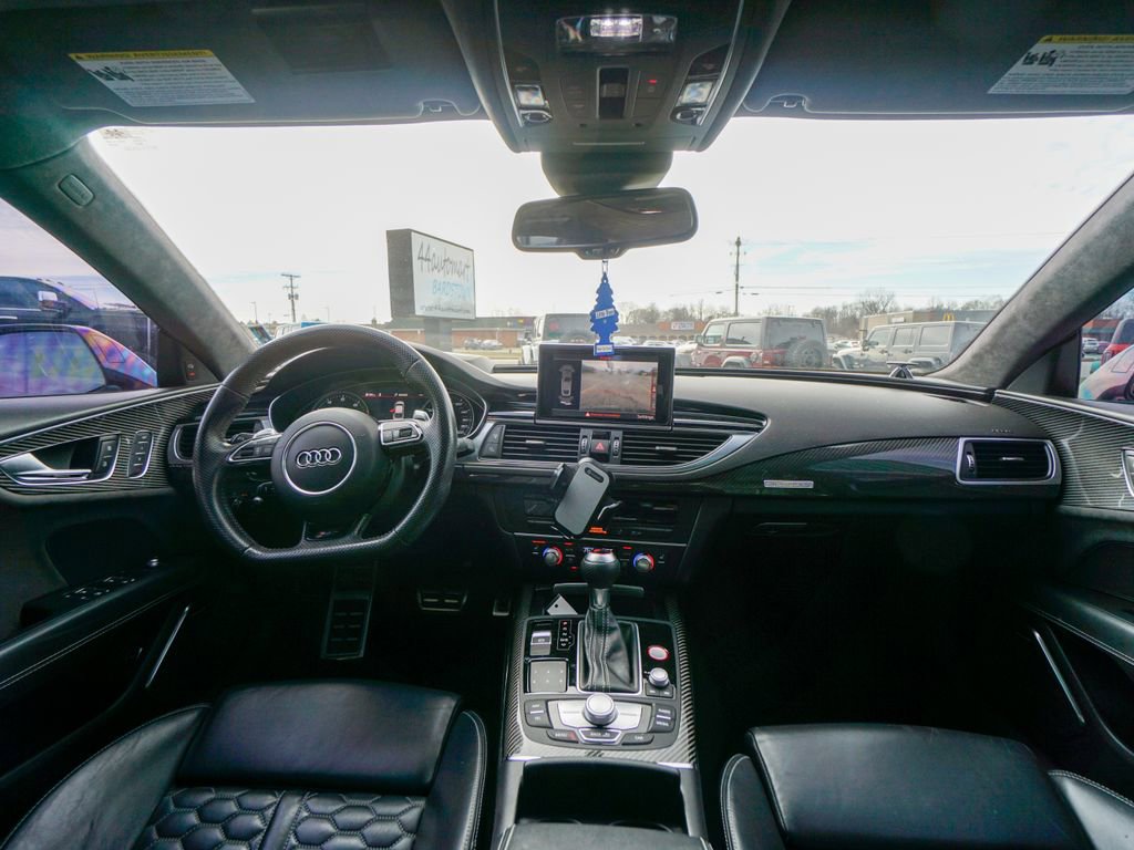 Used 2017 Audi RS 7 Prestige w/ Carbon-Optic Package image 13