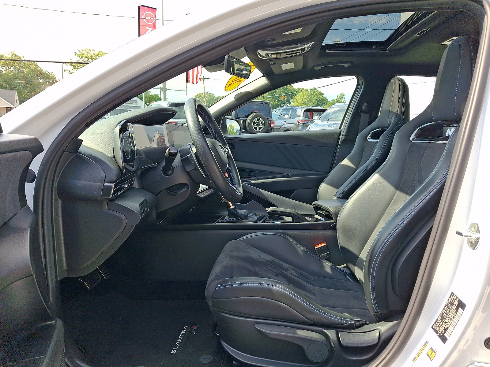 Used 2023 Hyundai Elantra N FWD image 14