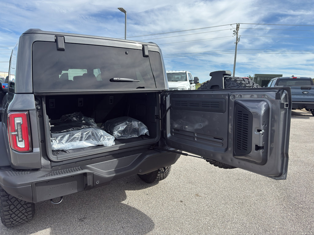 New 2025 Ford Bronco Badlands image 17