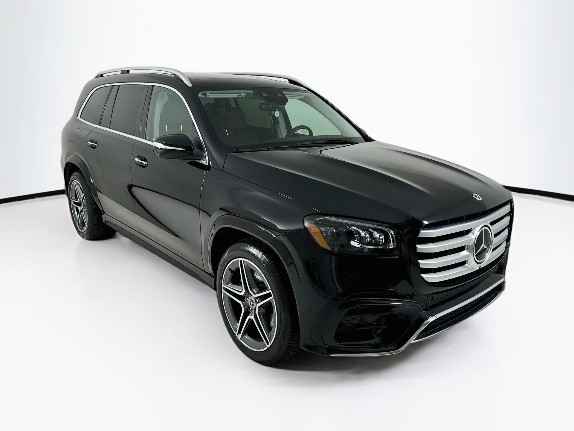 Used 2024 Mercedes-Benz GLS 450 4MATIC image 1